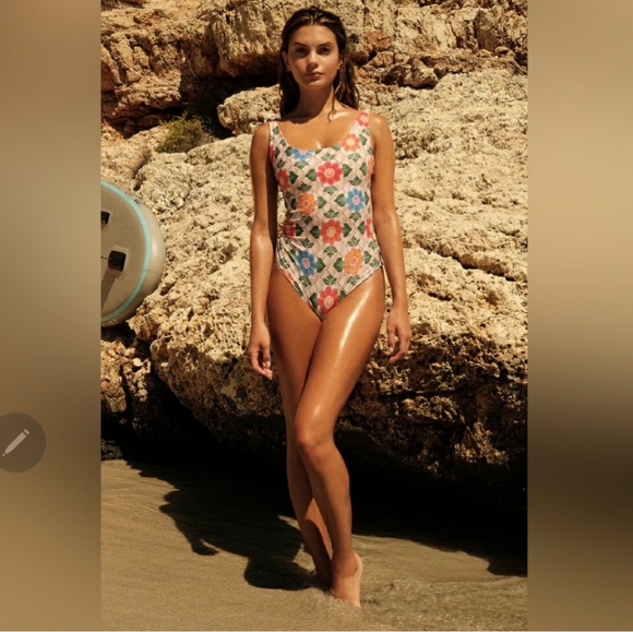Agua bendita one piece swimsuit - Picture 5 of 8